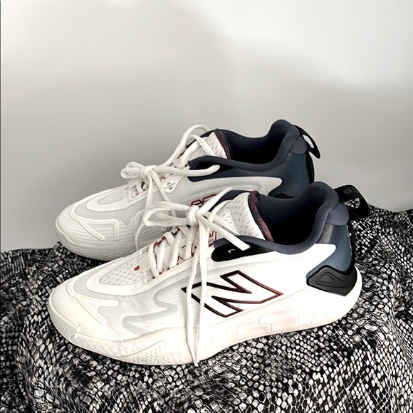 New Balance Womens Fresh Foam X CT Rally White and Navy Sneakers, NWOB Size 9 - Picture 5 of 13